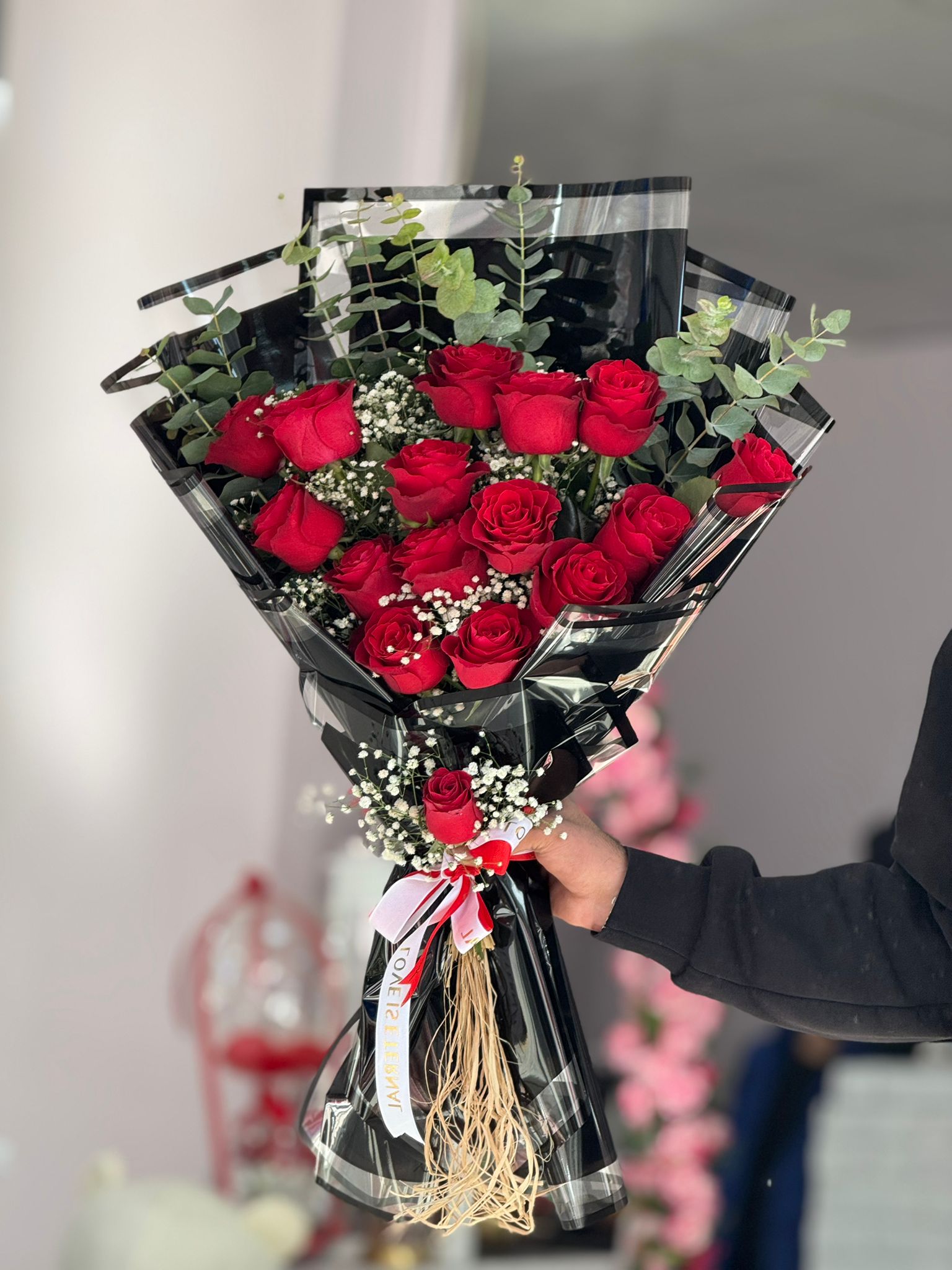 15 li Kırmızı Yatay Gül Buketi